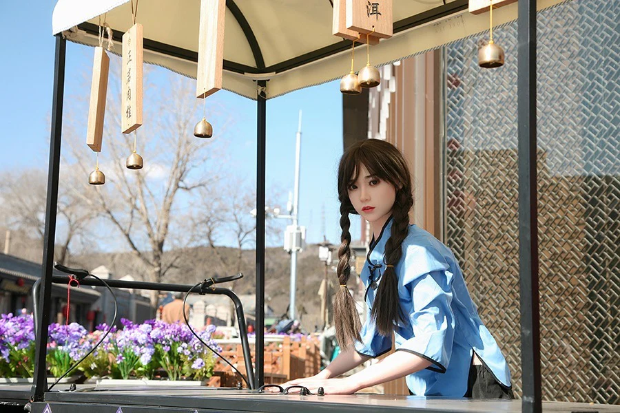 sex doll RC158cm / 5ft2 C-cup Asian Chinese Ancient Costume Style Silicone Sex Doll - FanReal Doll: Qian - R C