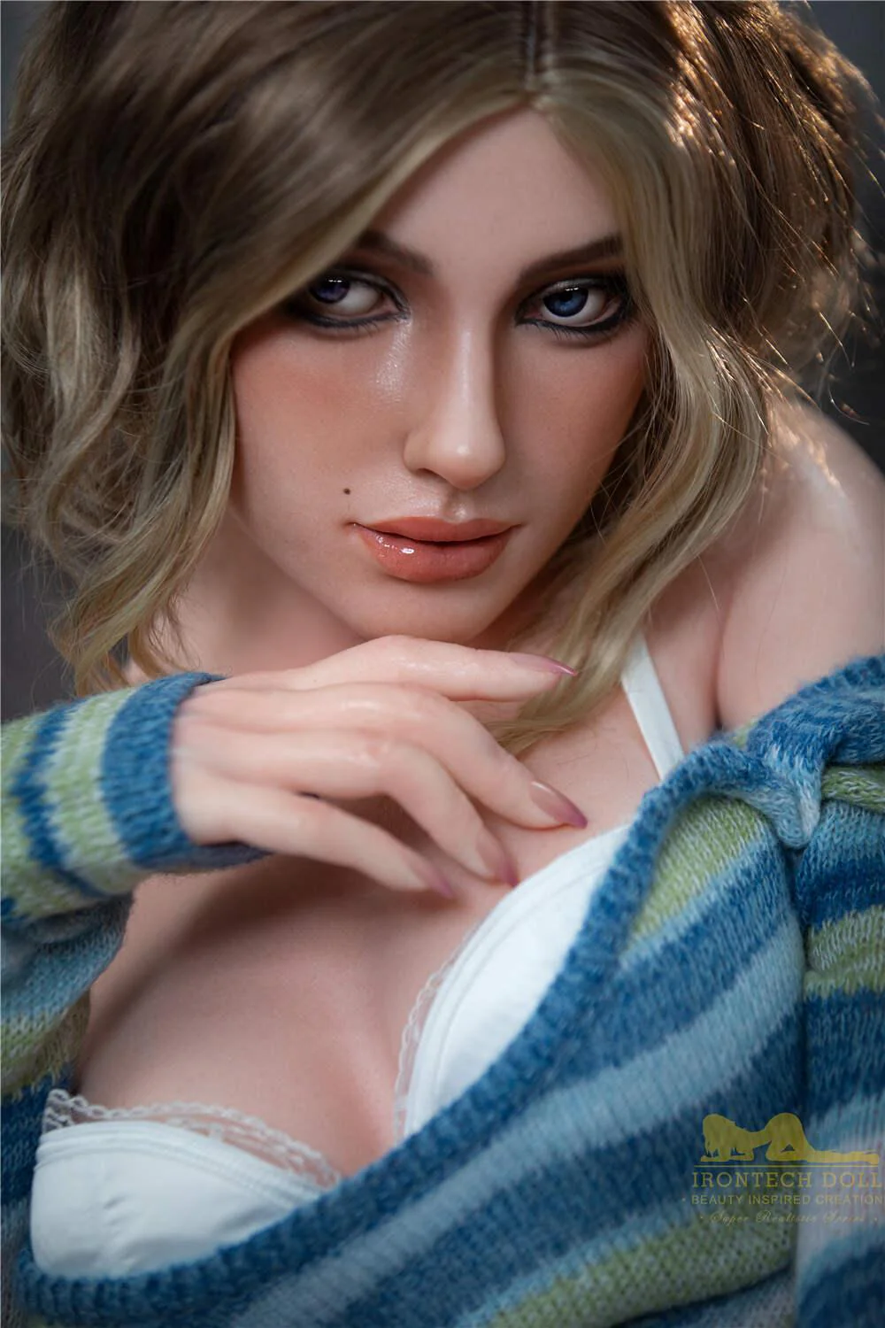 sex doll RCIrontech Doll – Luna - 152cm/4ft12 A-cup Silicone Sex Doll - R C