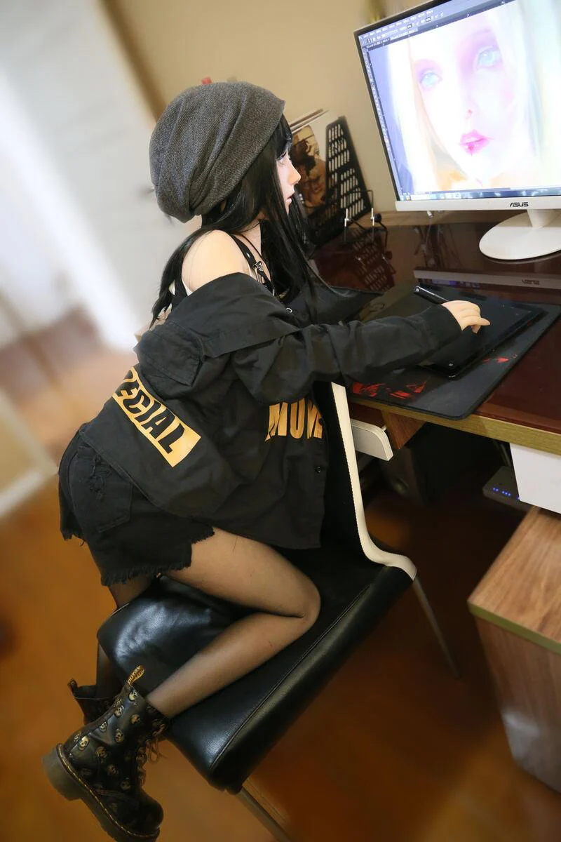 sex doll RCFUDOLL - Edward - 148cm/4ft10 C-cup - Silicone Head + TPE Body Sex Doll - R C