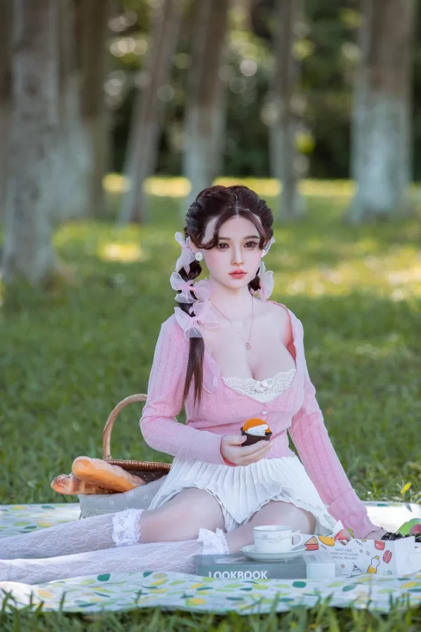 sex doll RC170cm / 5ft7 Big Breast Pure Chinese Silicone Sex Doll - Dime Doll: Davina - R C