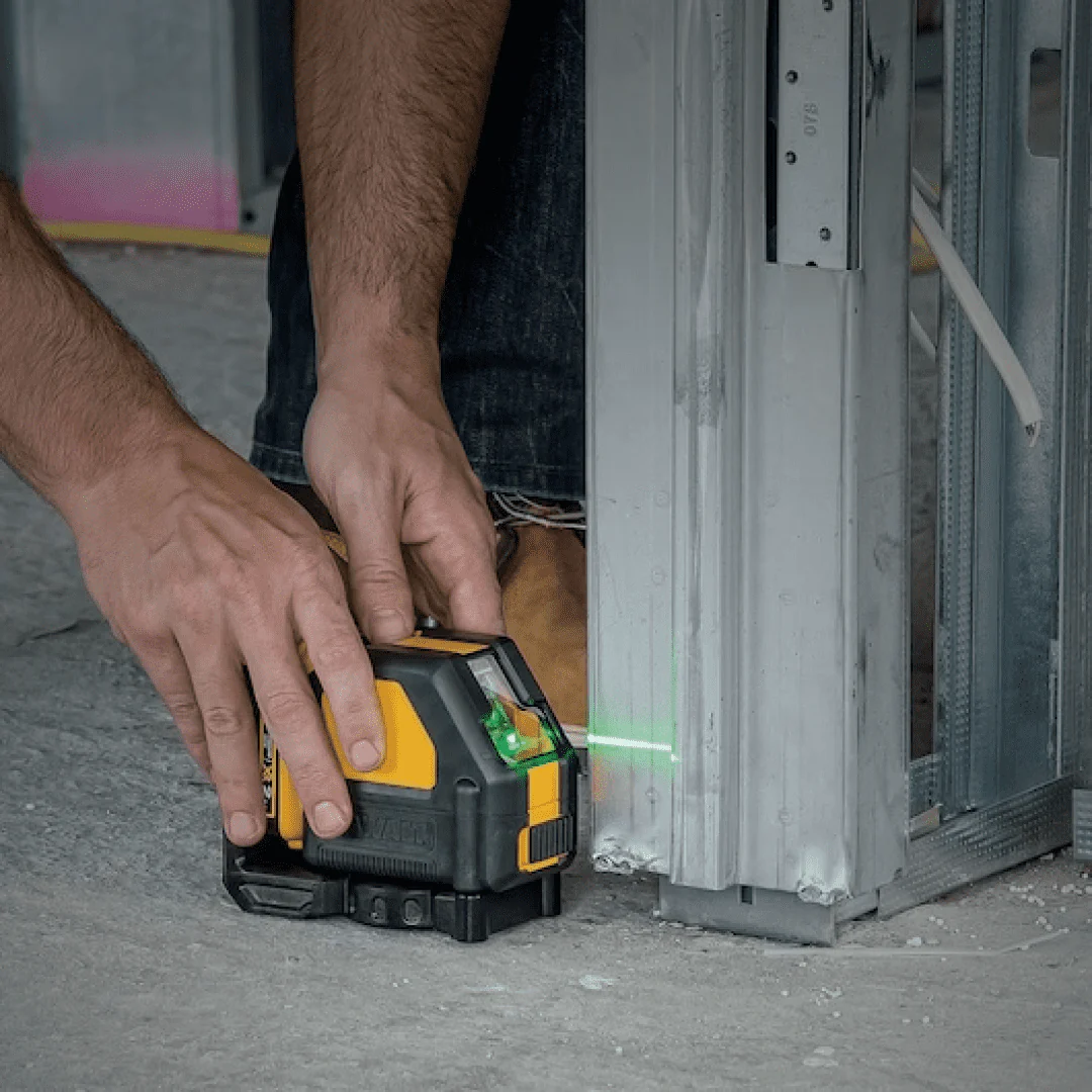 12V MAX Green Cross Line Laser - DW088LG