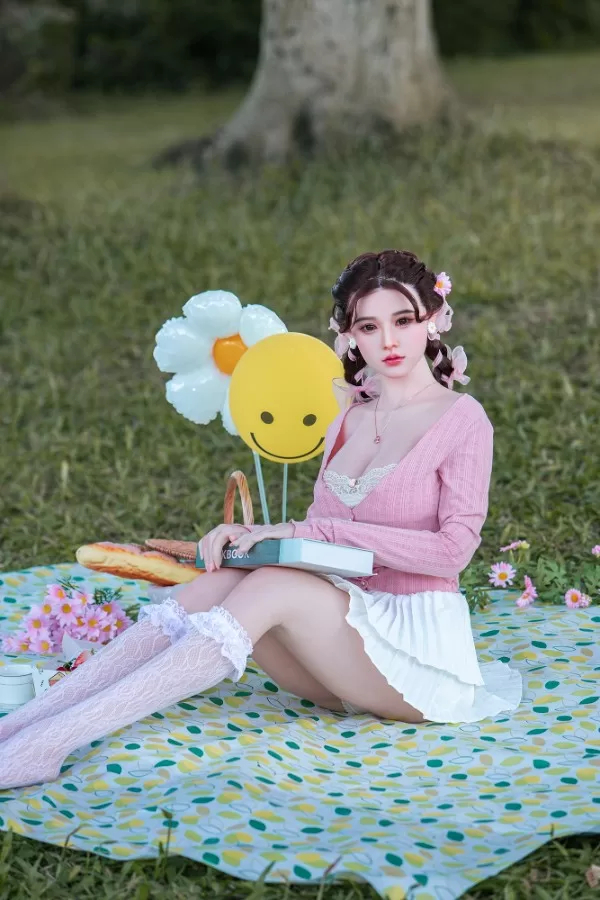 sex doll RC170cm / 5ft7 Big Breast Pure Chinese Silicone Sex Doll - Dime Doll: Davina - R C