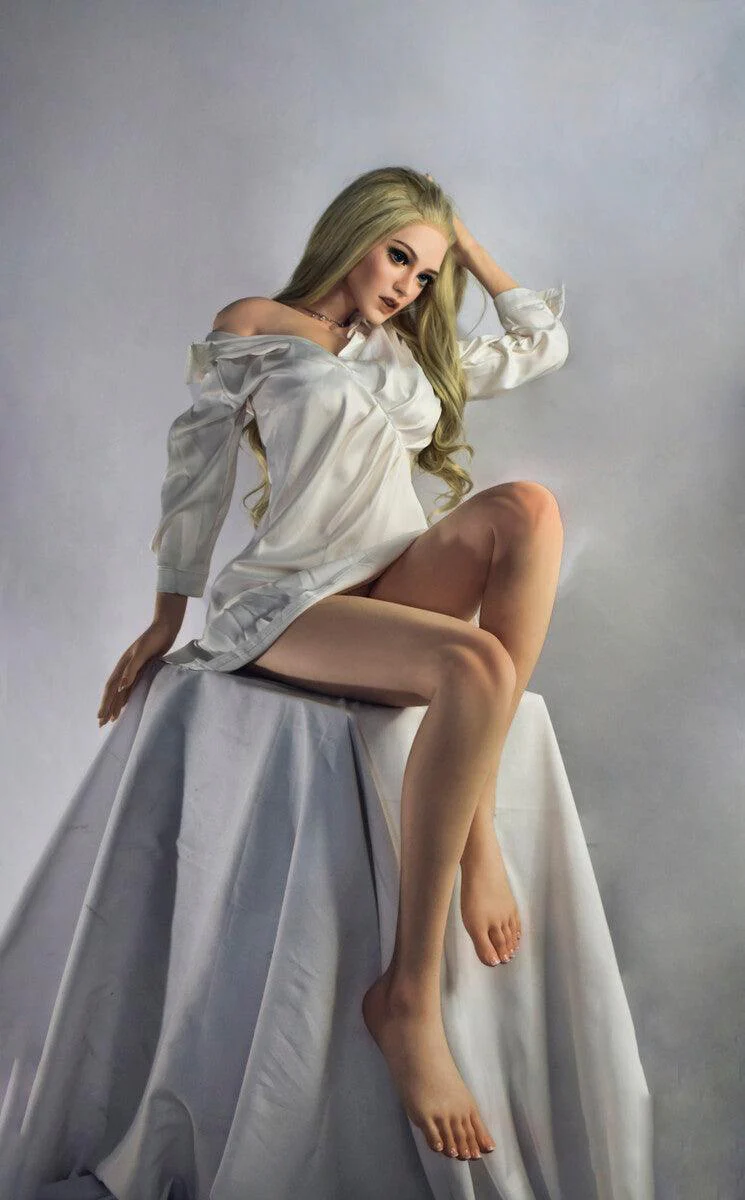 sex doll RCElsababe  – Olivia Simth - 165cm5ft5 - Silicone Sex Doll - R C