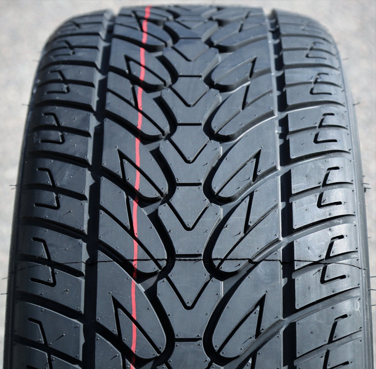 2026 Tire Fullway HS266 305/40R22 114V XL A/S Performance