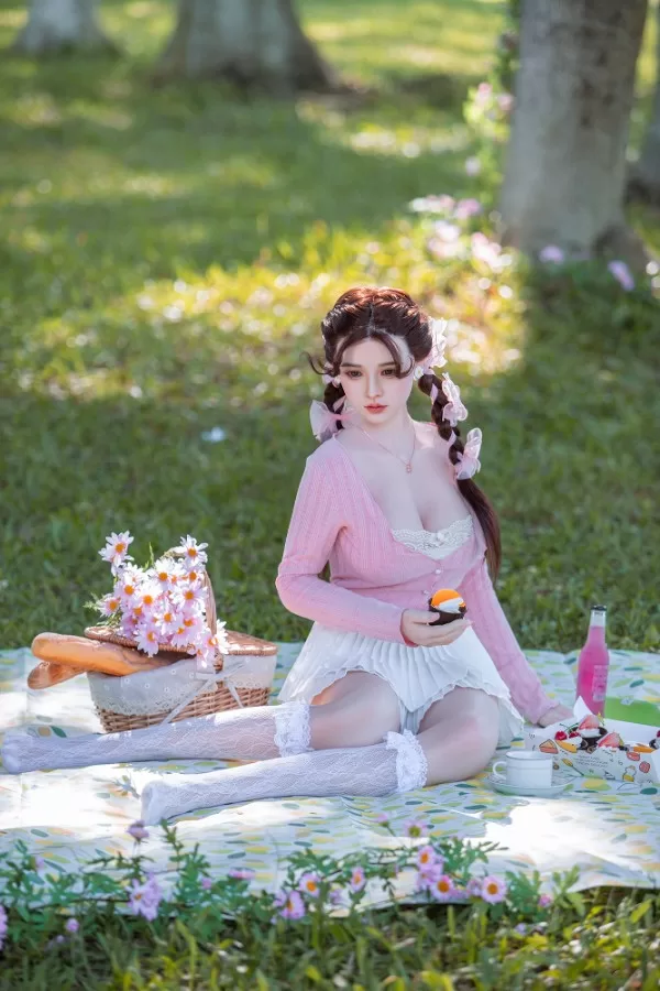 sex doll RC170cm / 5ft7 Big Breast Pure Chinese Silicone Sex Doll - Dime Doll: Davina - R C