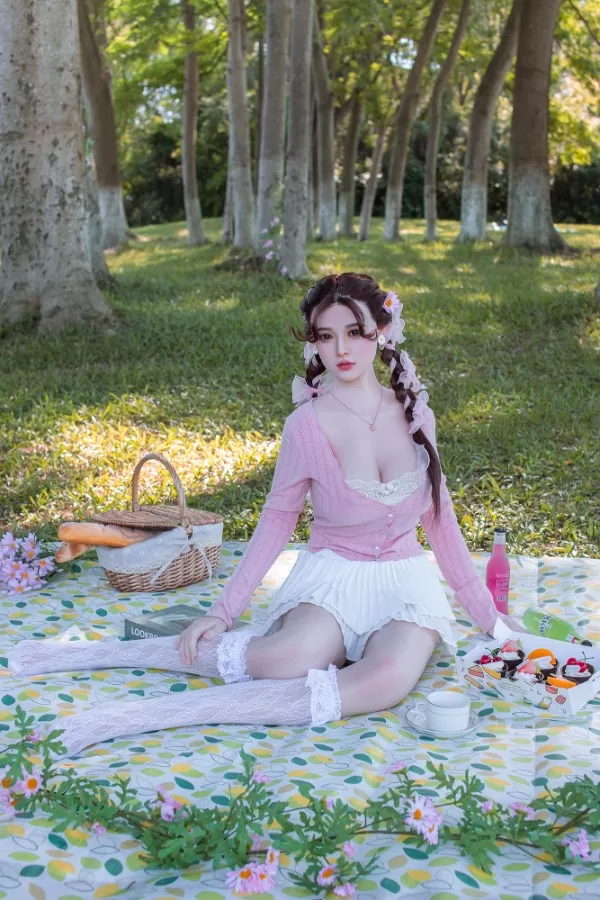 sex doll RC170cm / 5ft7 Big Breast Pure Chinese Silicone Sex Doll - Dime Doll: Davina - R C