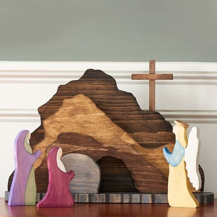 Easter scene wooden decoration.