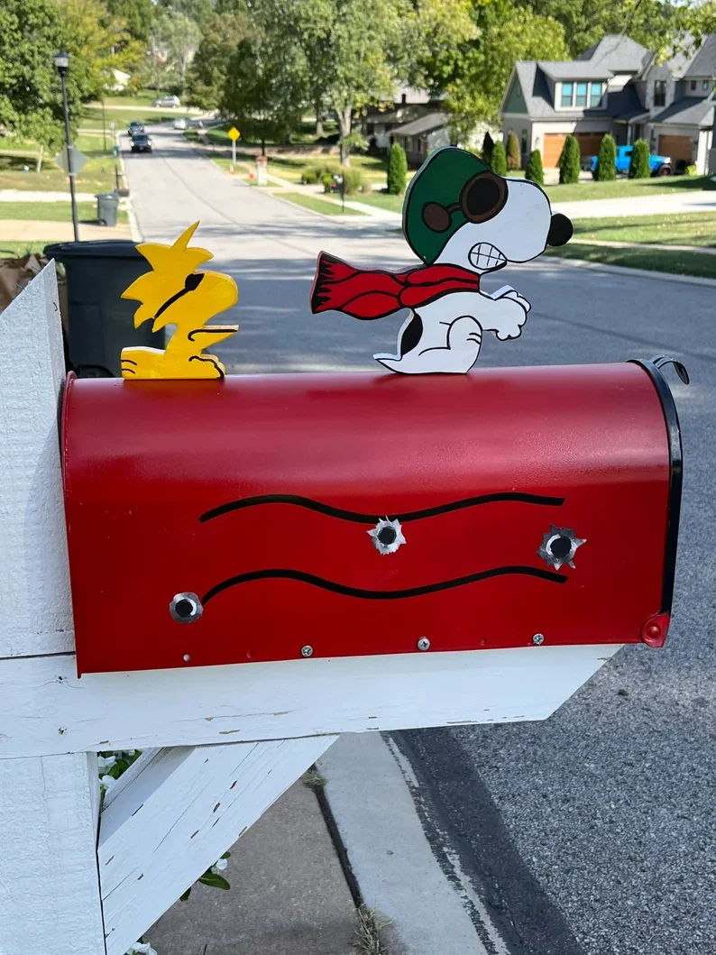 Patina Snoopy Red Baron Mailbox