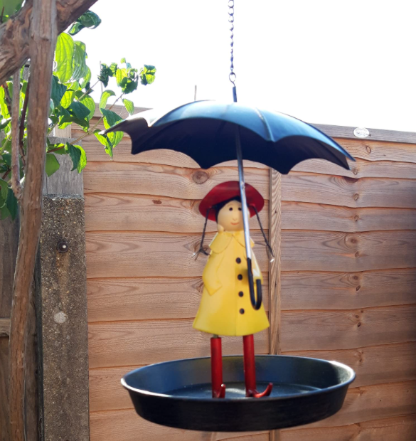 Metal Hanging Chain Girl And Umbrella Bird Feeder
