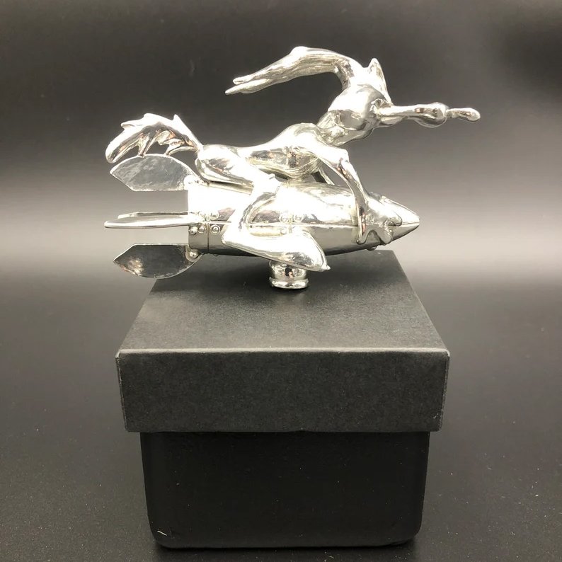 🔥New For 2023 - Wile E Coyote Hood Ornament