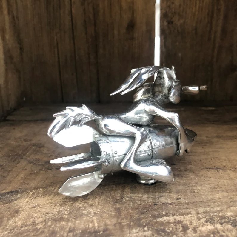 🔥New For 2023 - Wile E Coyote Hood Ornament