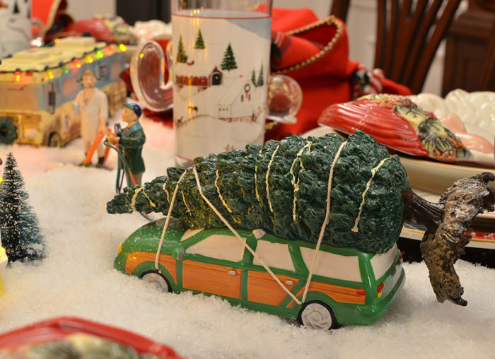 National Lampoon's Christmas Vacation Lighted Building