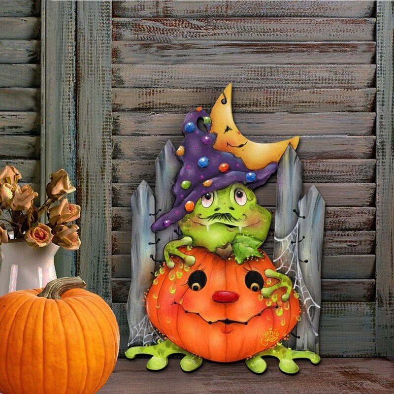 Halloween Decoration - Greedy Frog Wizard