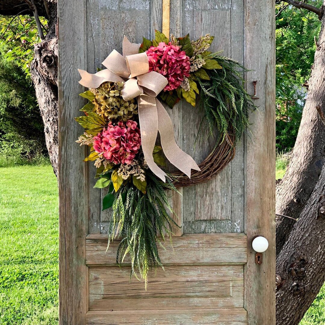 Farmhouse pink hydrangea wreath - Rustic home decor