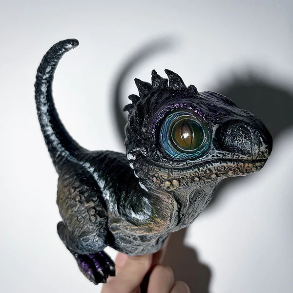 NEW BORN VELOCIRAPTOR - JURASSIC PARK/WORLD