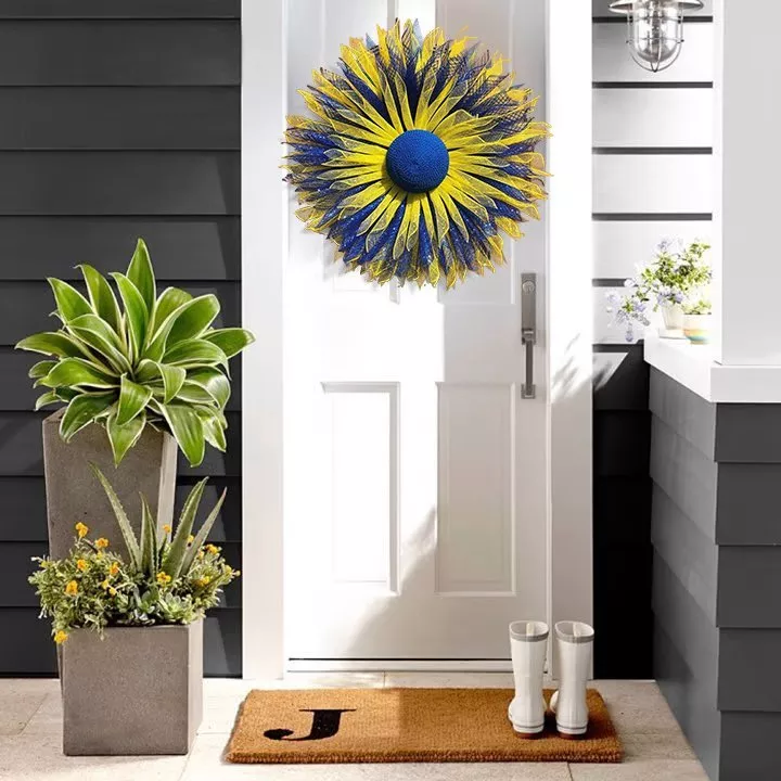 💙💛🌻Donation Wreath🌻