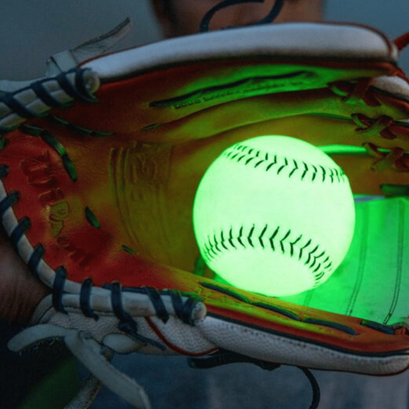 Holographic Reflective Glowing Baseball⚾/ Basketball🏀/Soccer⚽/Football (Rubgy)🏈/Volleyball🏐